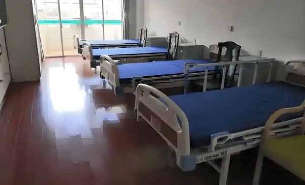 深落户条件_董璇婚后情况曝光！不愿丈夫和女儿住一起，与其分居，倪萍很担忧 息流占安的7通股硕信